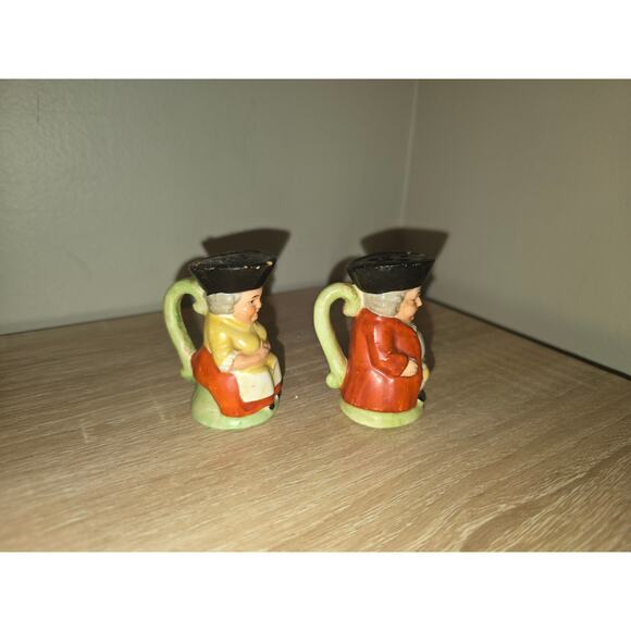 Antique Porcelain Miniature Toby Jugs Man and Woman Salt / Pepper Shakers - Picture 2 of 6